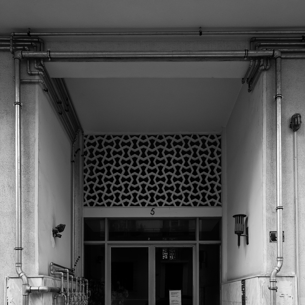Archillect ID 345064