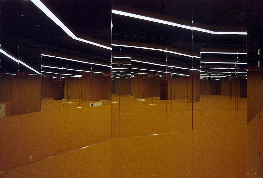 Archillect ID 346715