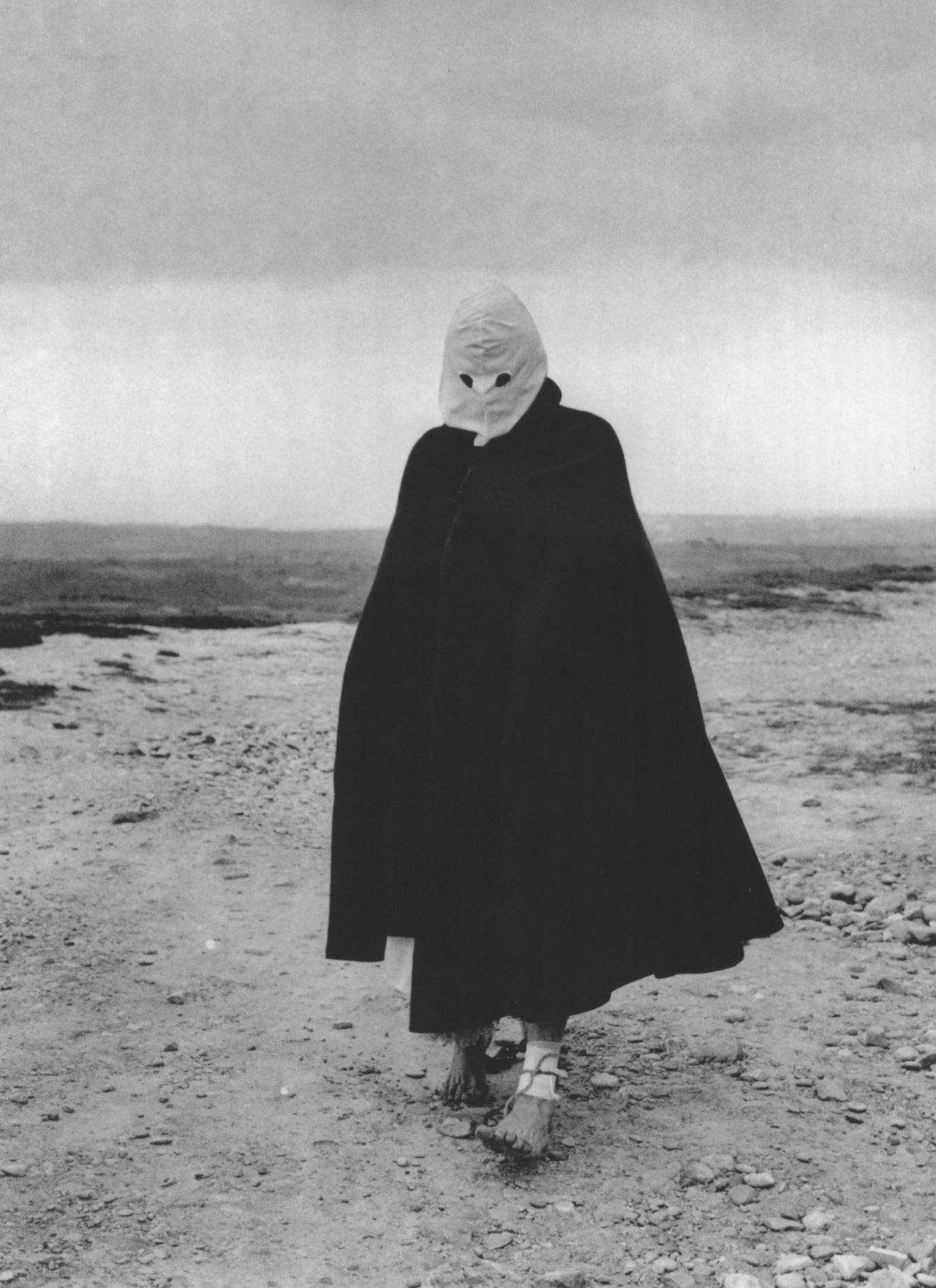 Archillect ID 348177