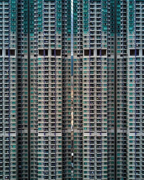 Archillect ID 348729
