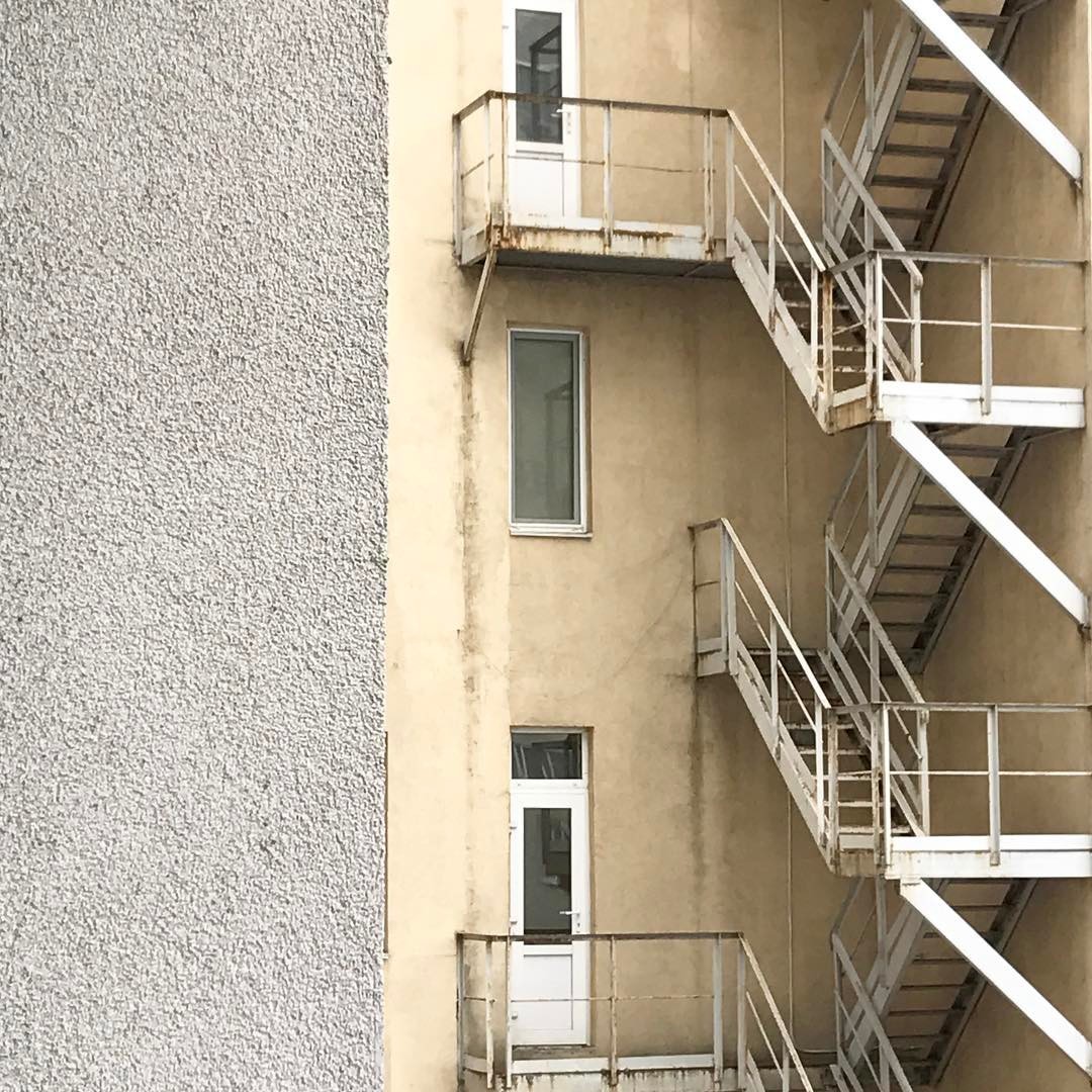 Archillect ID 349923