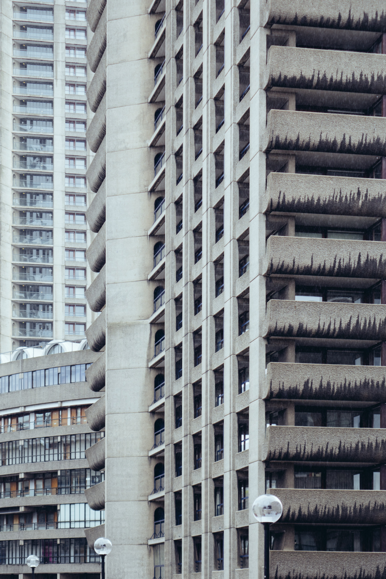 Archillect ID 350295