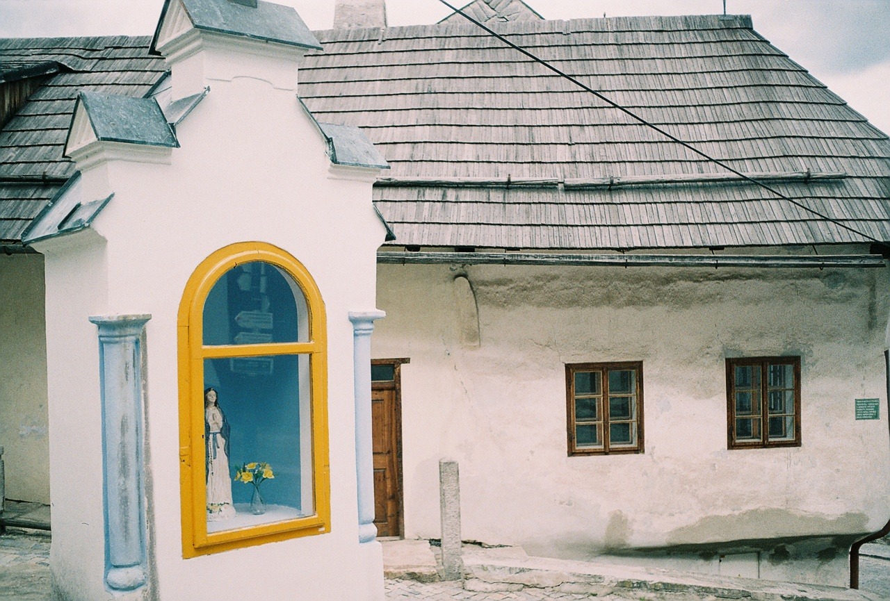 Archillect ID 350591