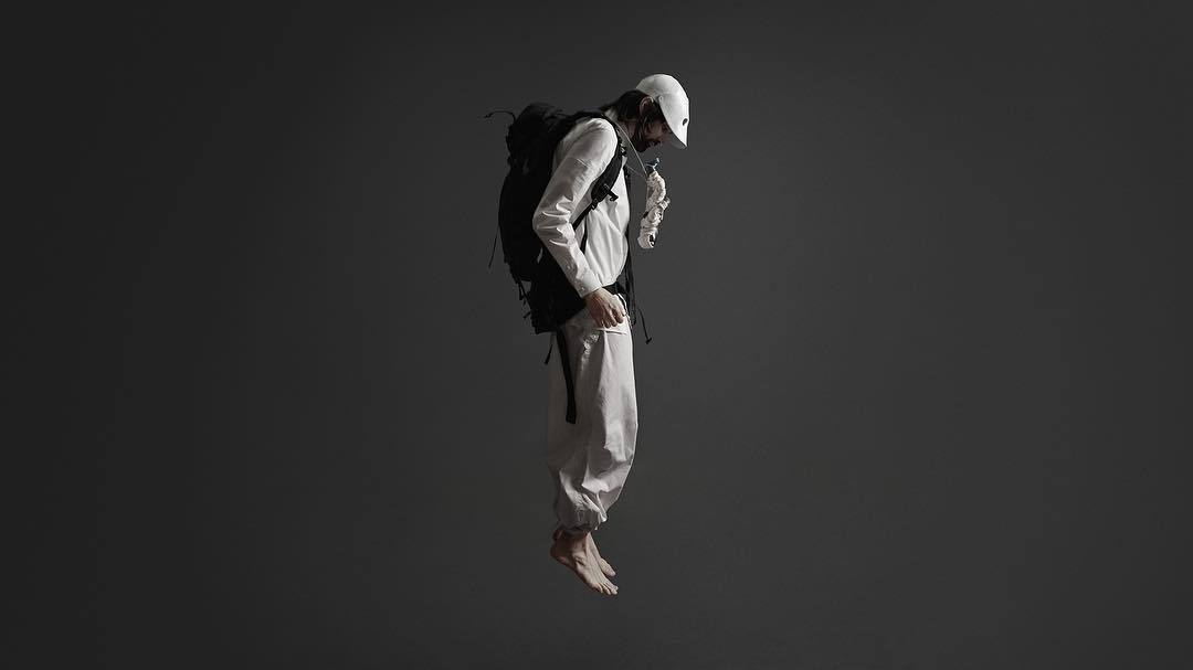 Archillect ID 350973