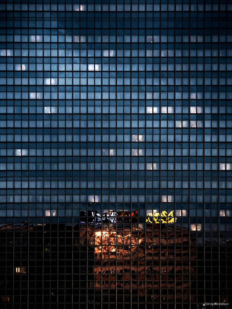 Archillect ID 351119