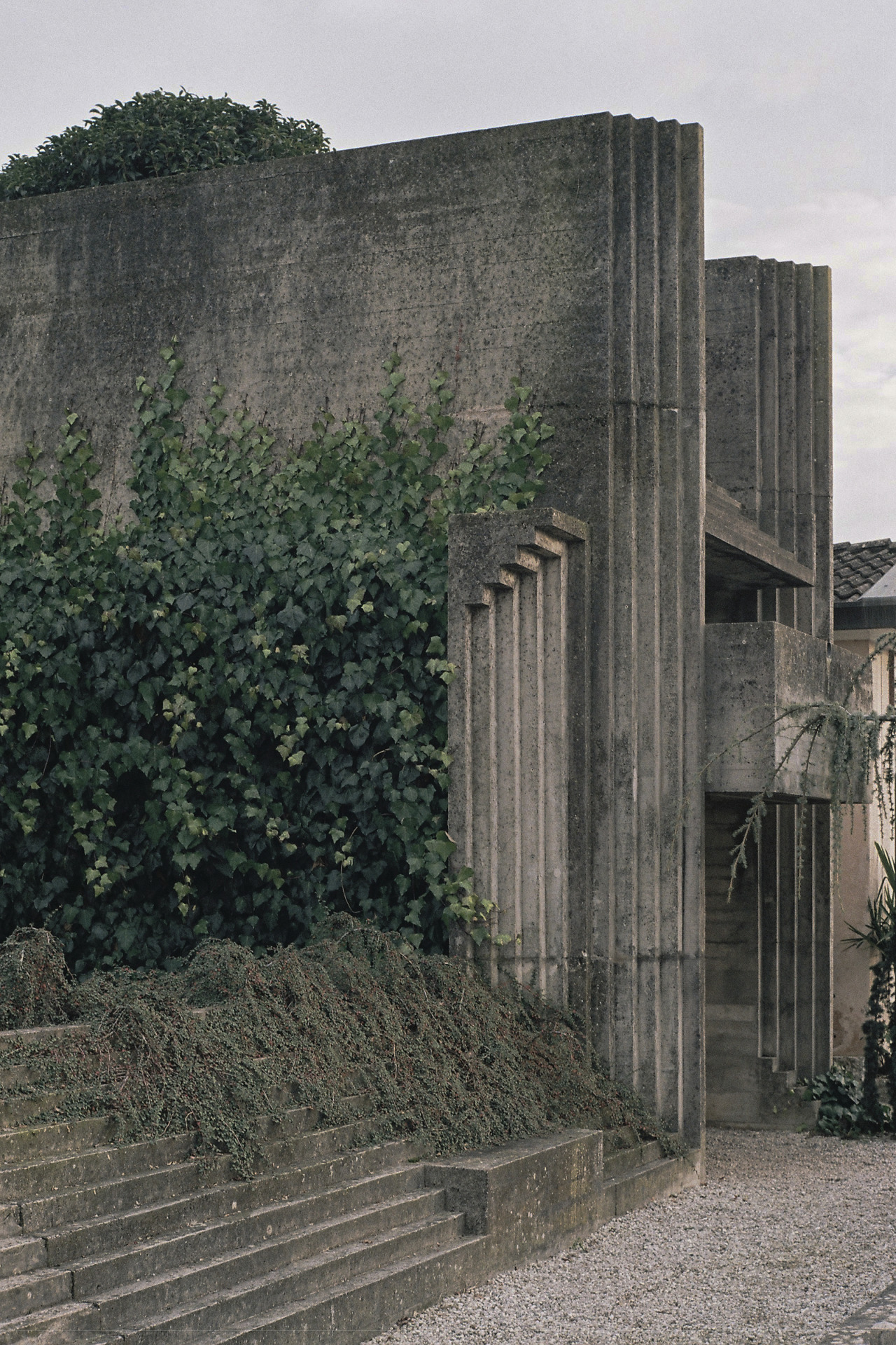 Archillect ID 351863