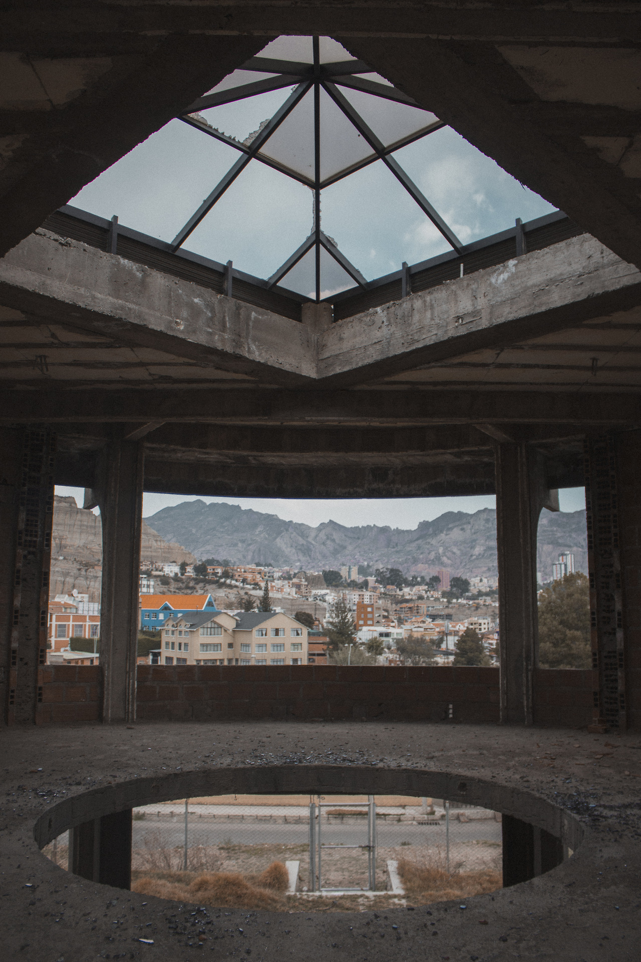 Archillect ID 352307