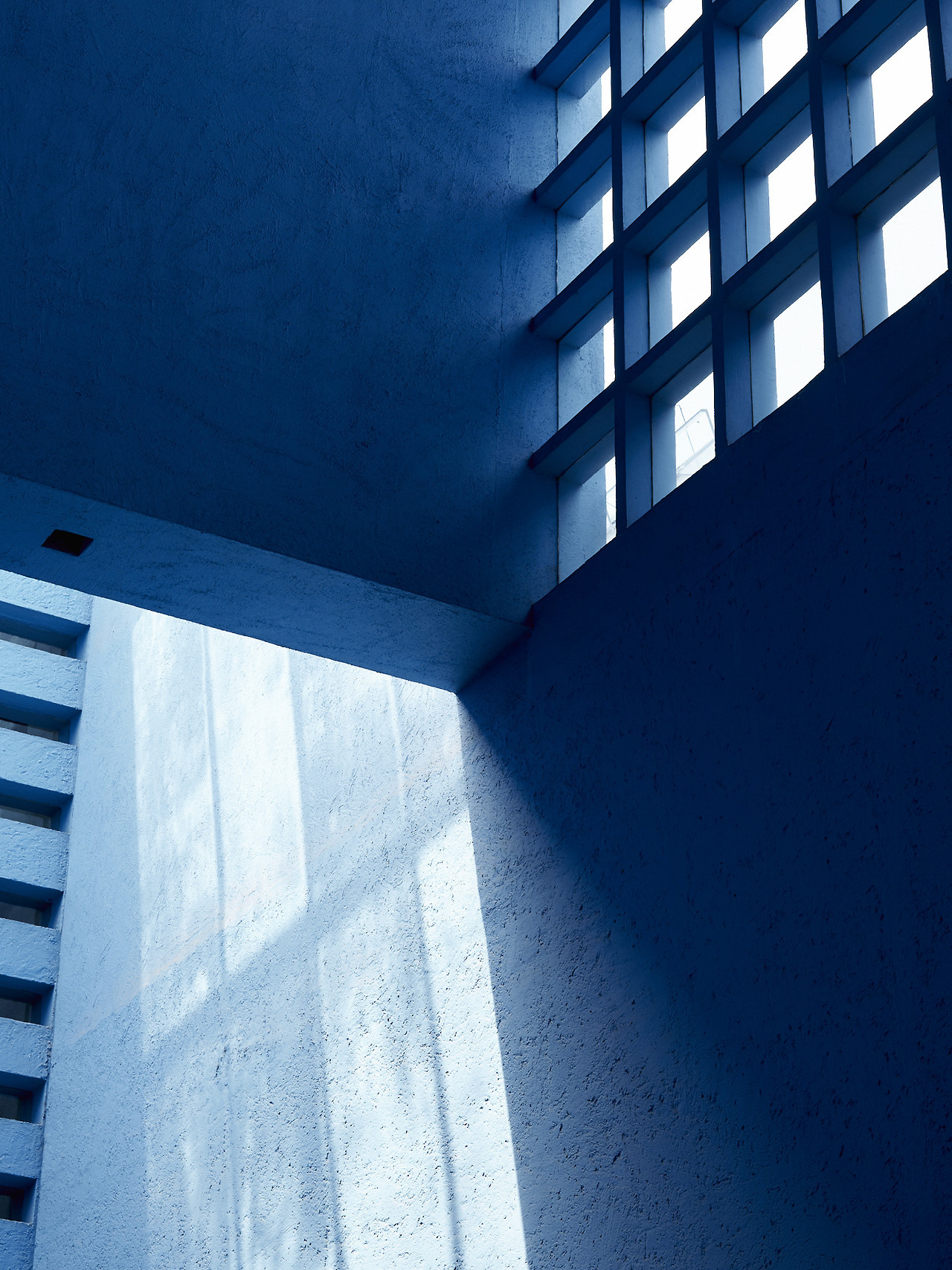 Archillect ID 352422