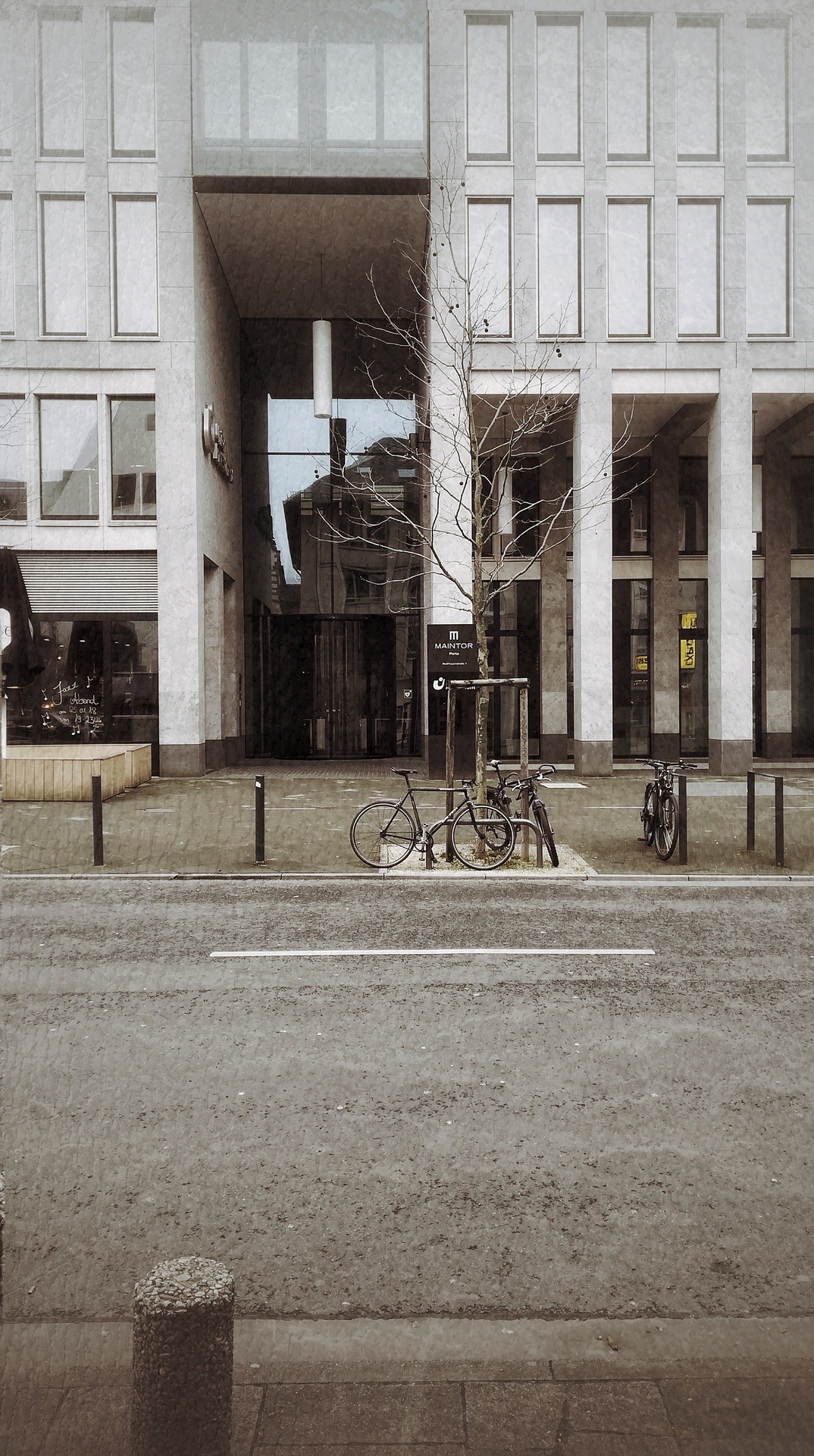 Archillect ID 352856