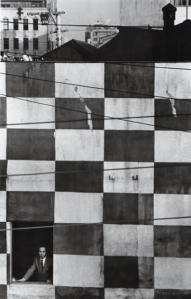 Archillect ID 353401