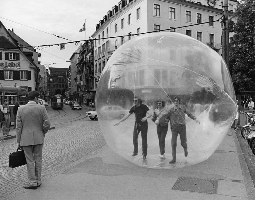 Archillect ID 353599