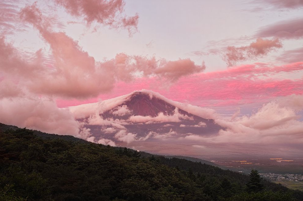 Archillect ID 353773