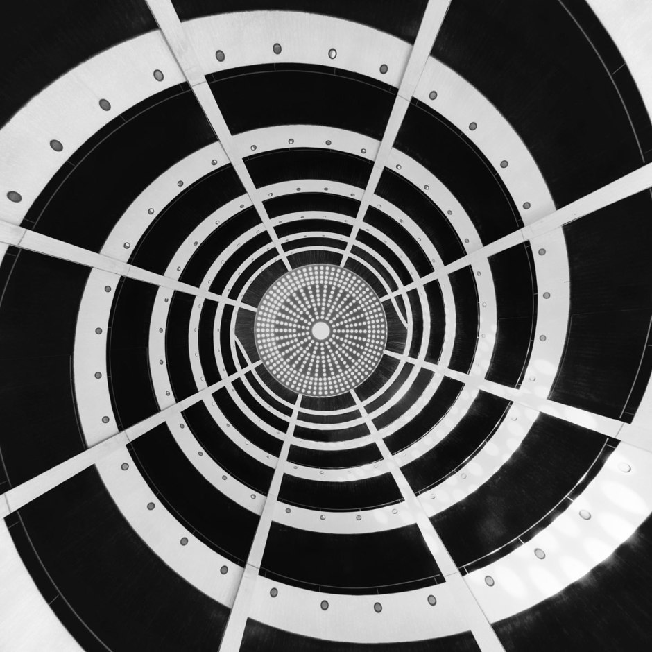 Archillect ID 354018