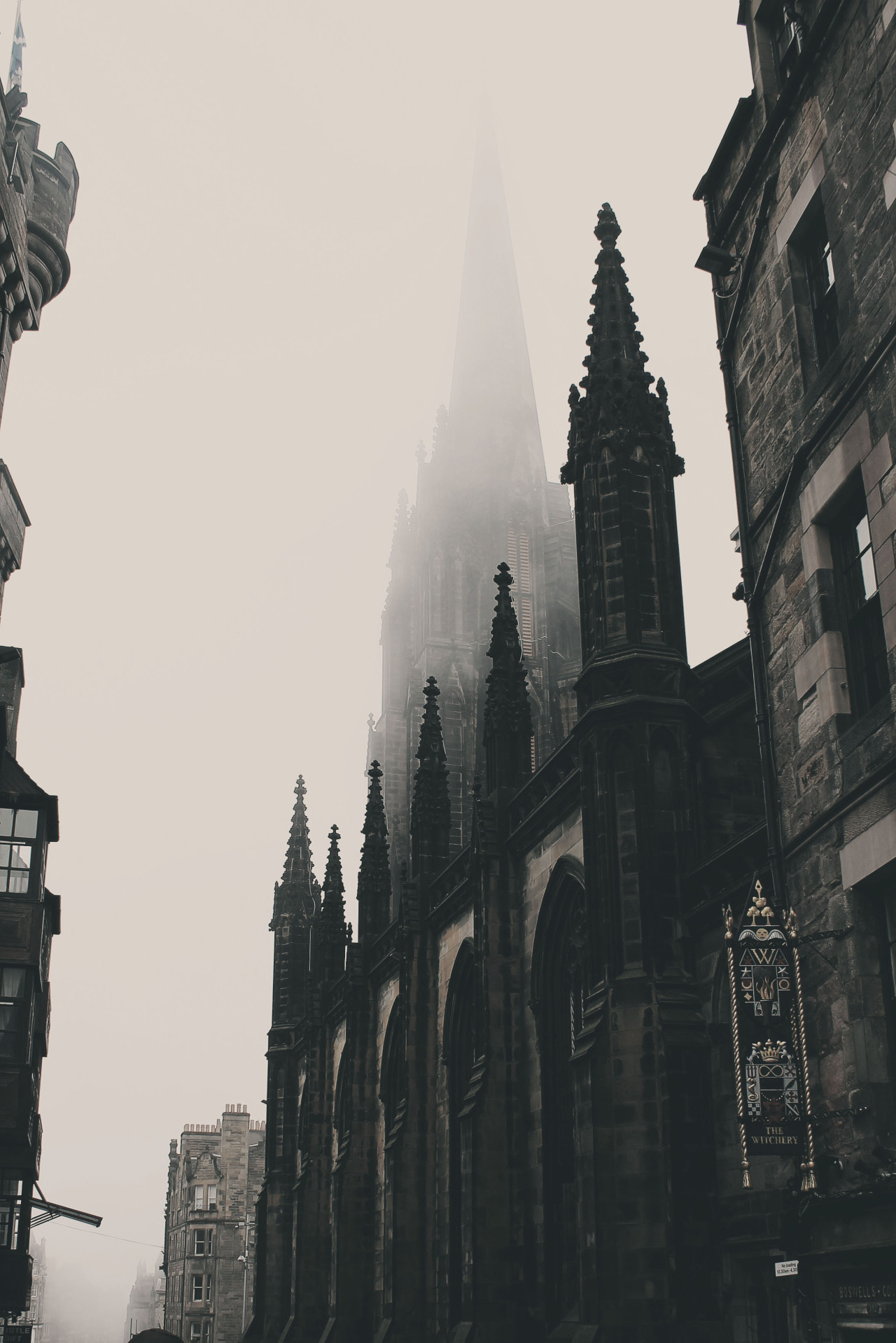 Archillect ID 354256