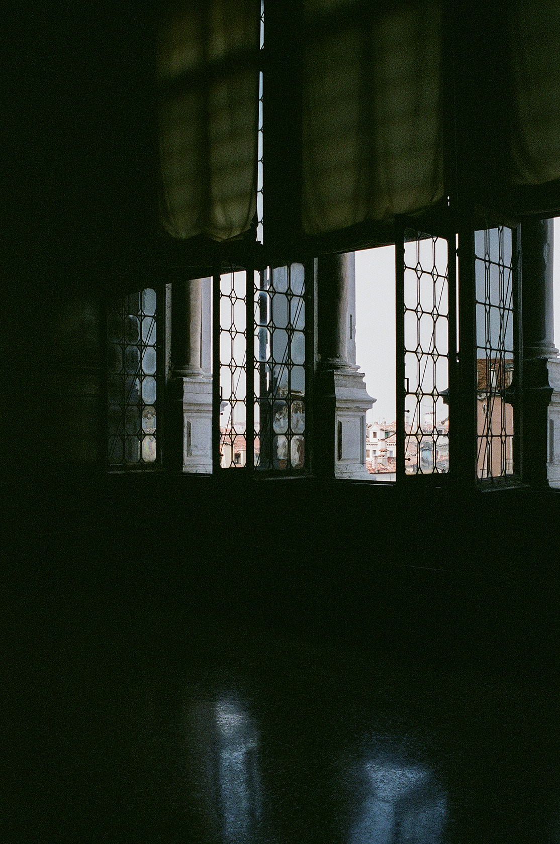 Archillect ID 354627