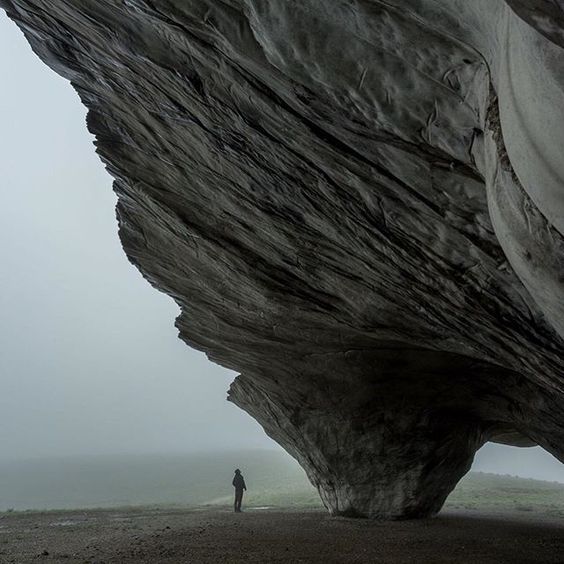 Archillect ID 355314