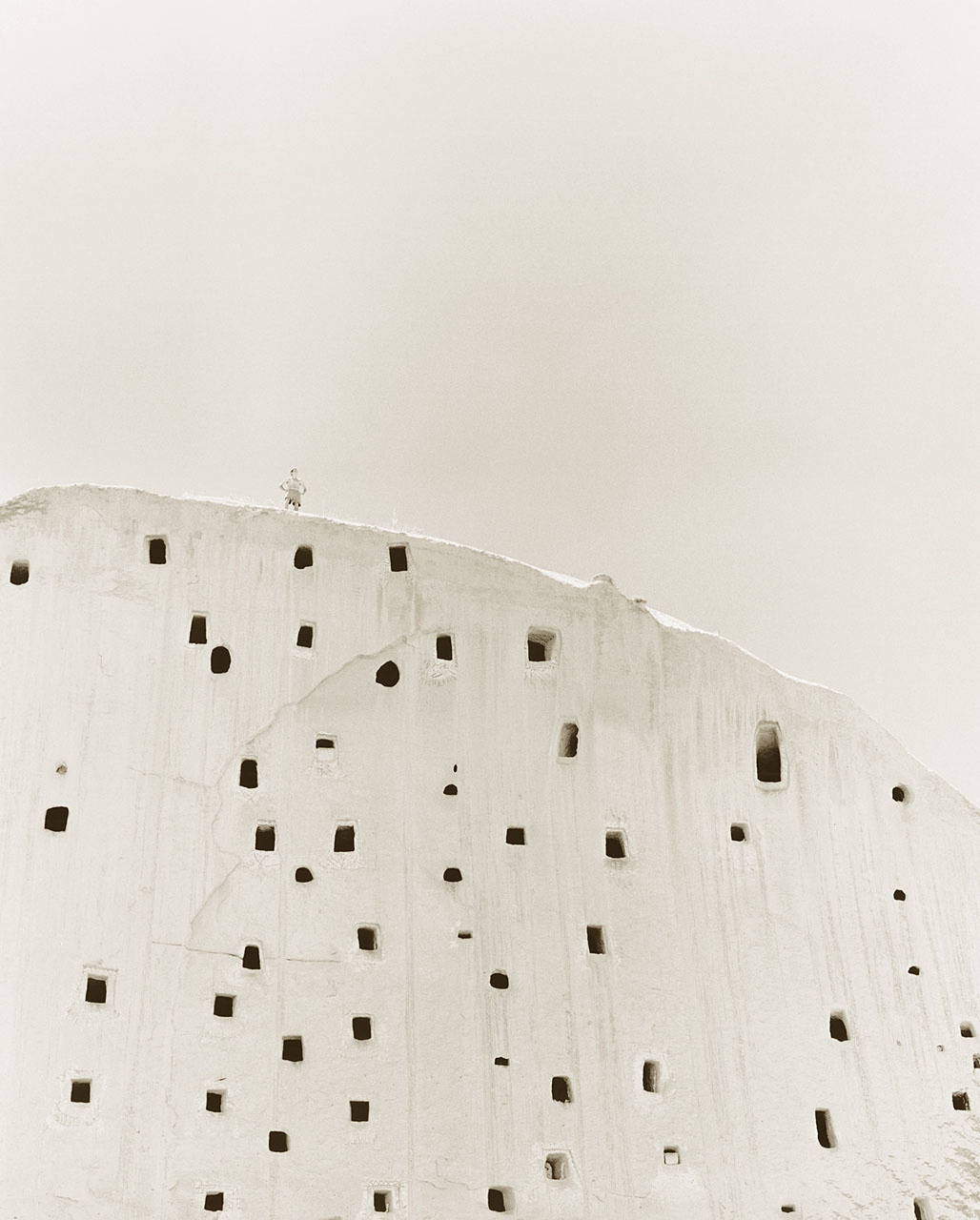 Archillect ID 355346