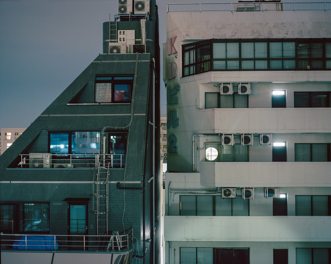 Archillect ID 355737