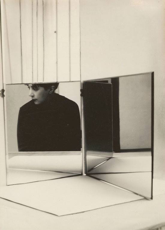Archillect ID 356174