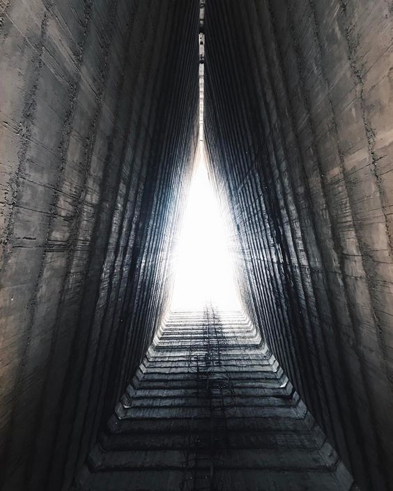 Archillect ID 356840