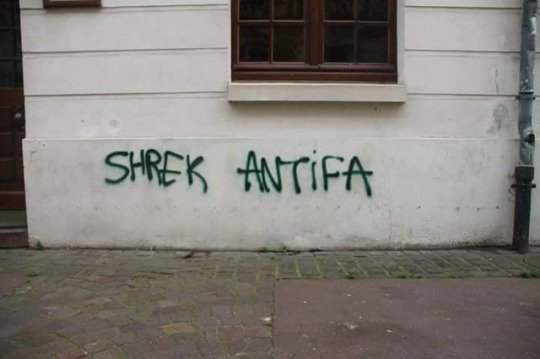 Archillect ID 357532