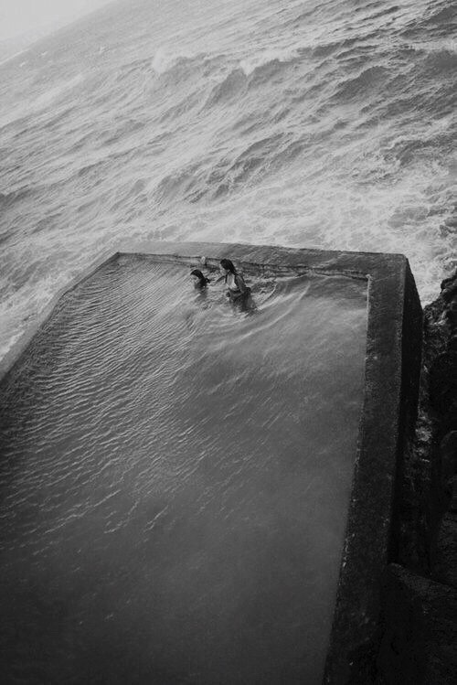 Archillect ID 358734