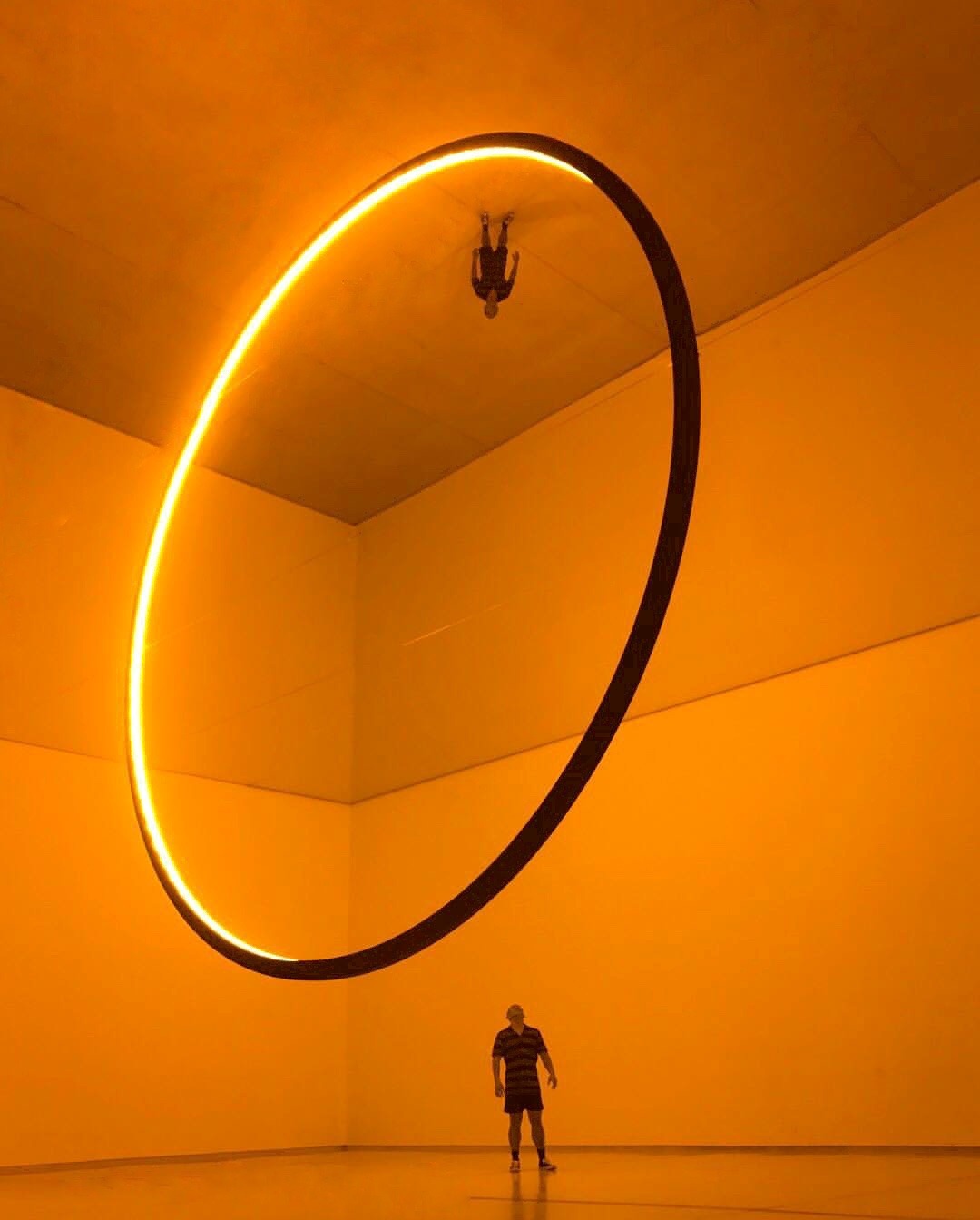 Archillect ID 359388
