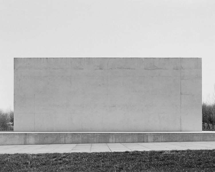 Archillect ID 359439
