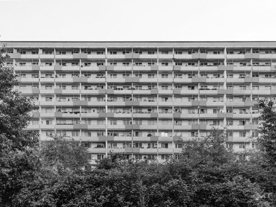 Archillect ID 359760