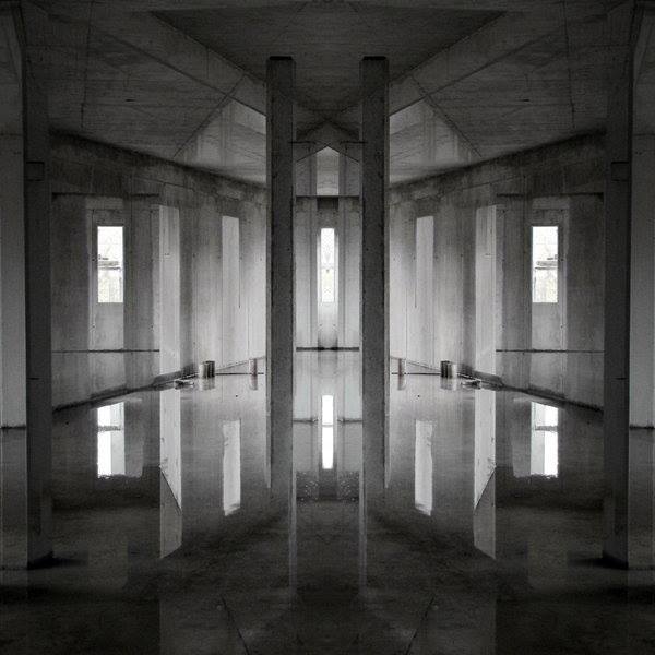Archillect ID 359971