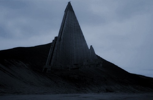 Archillect ID 360545