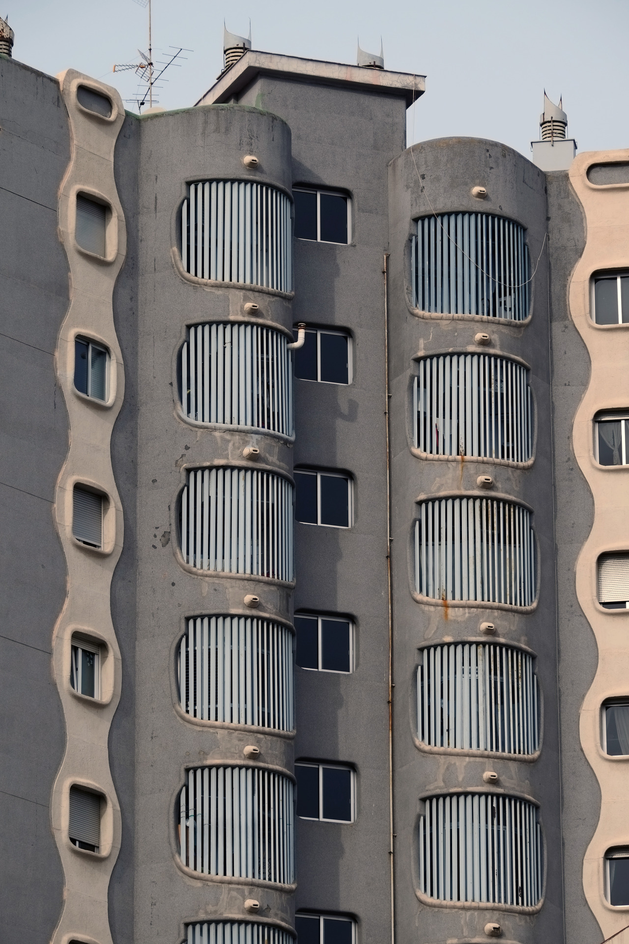Archillect ID 361011