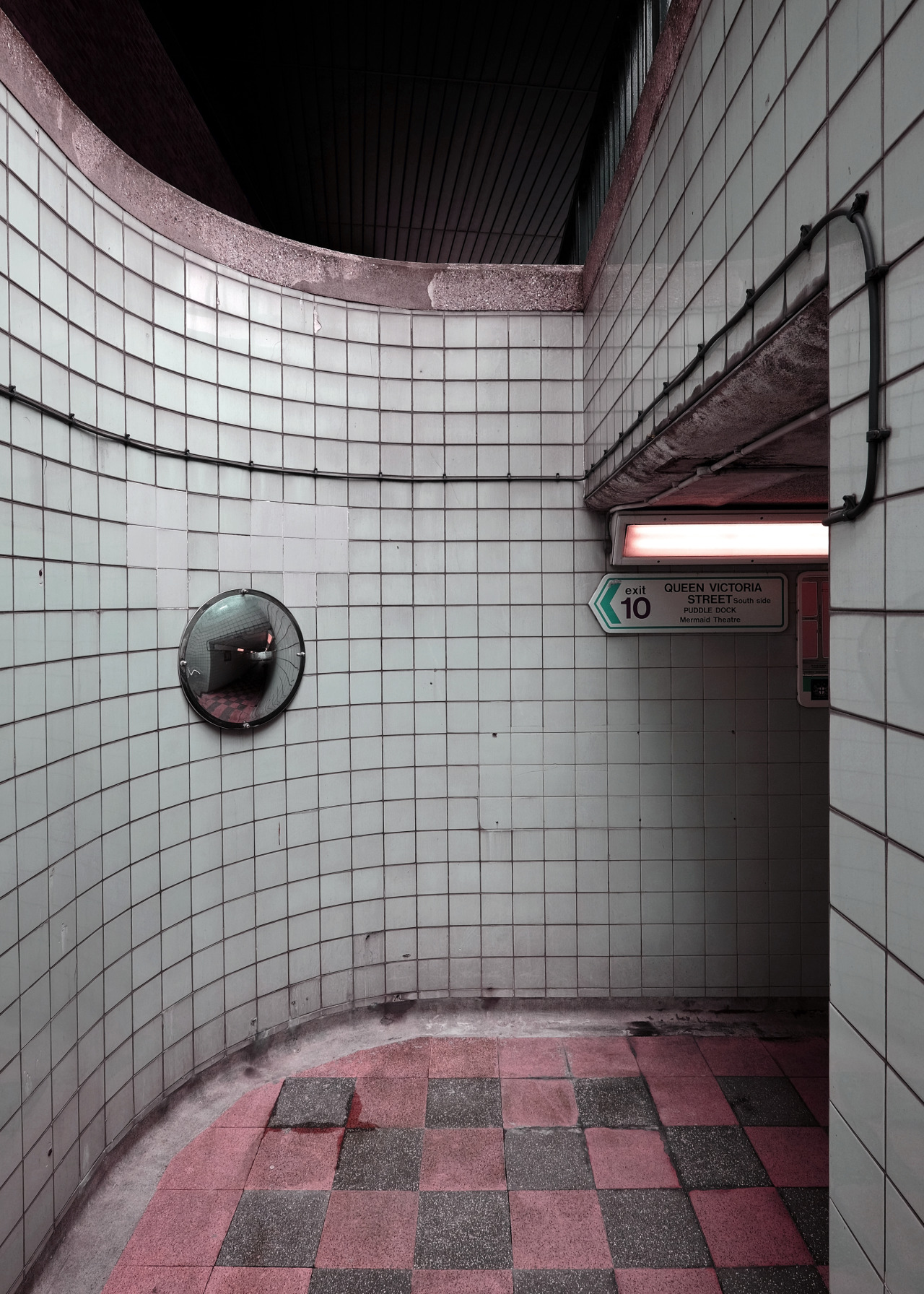 Archillect ID 364179