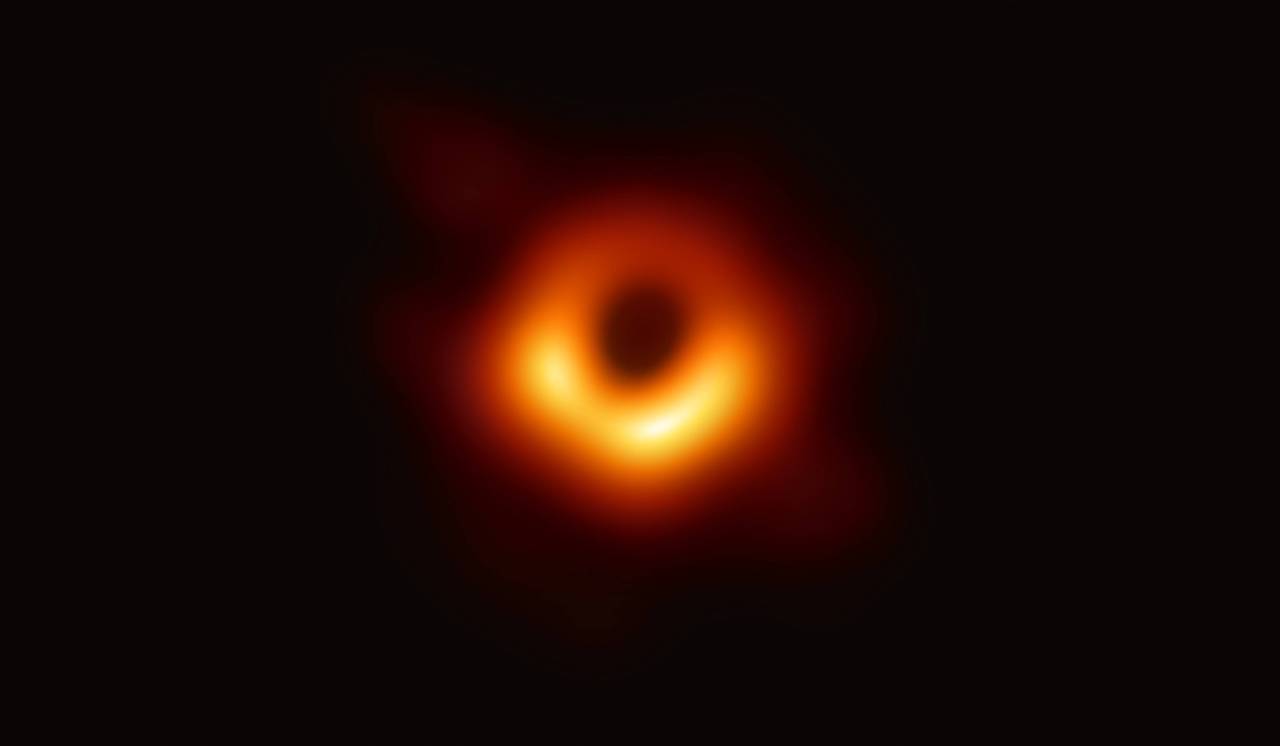 Archillect ID 364245