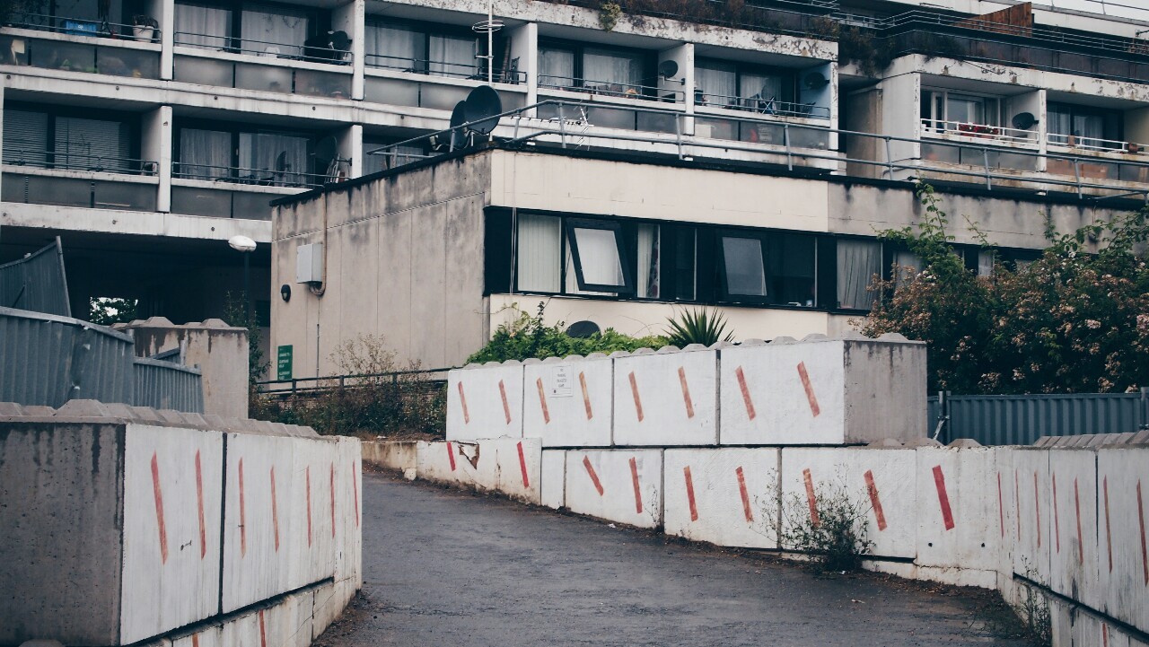 Archillect ID 365845