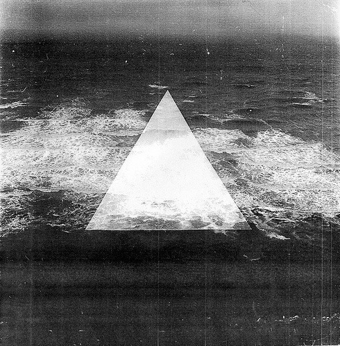 Archillect ID 365897