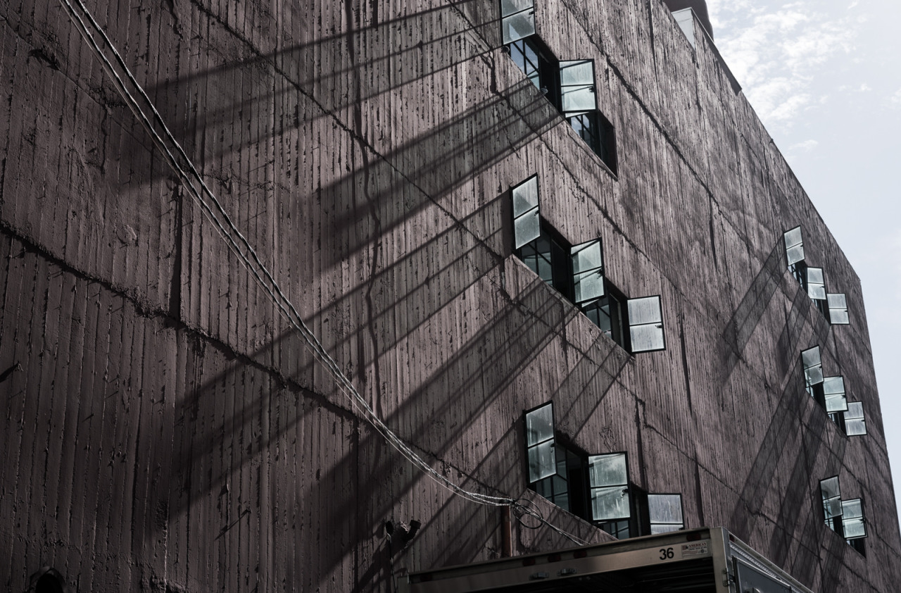 Archillect ID 366505