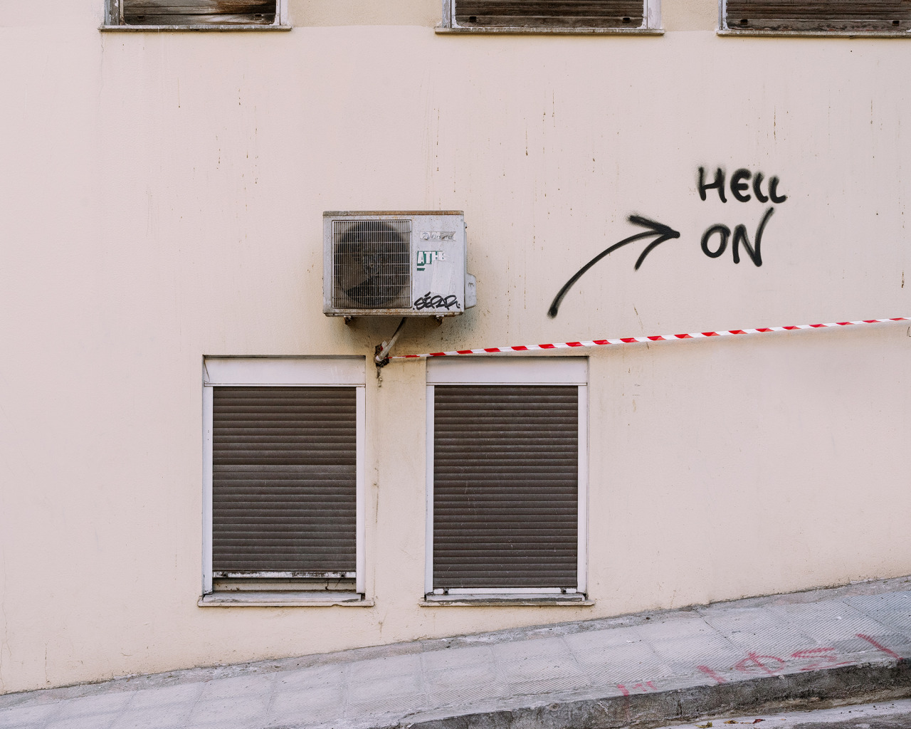 Archillect ID 366985