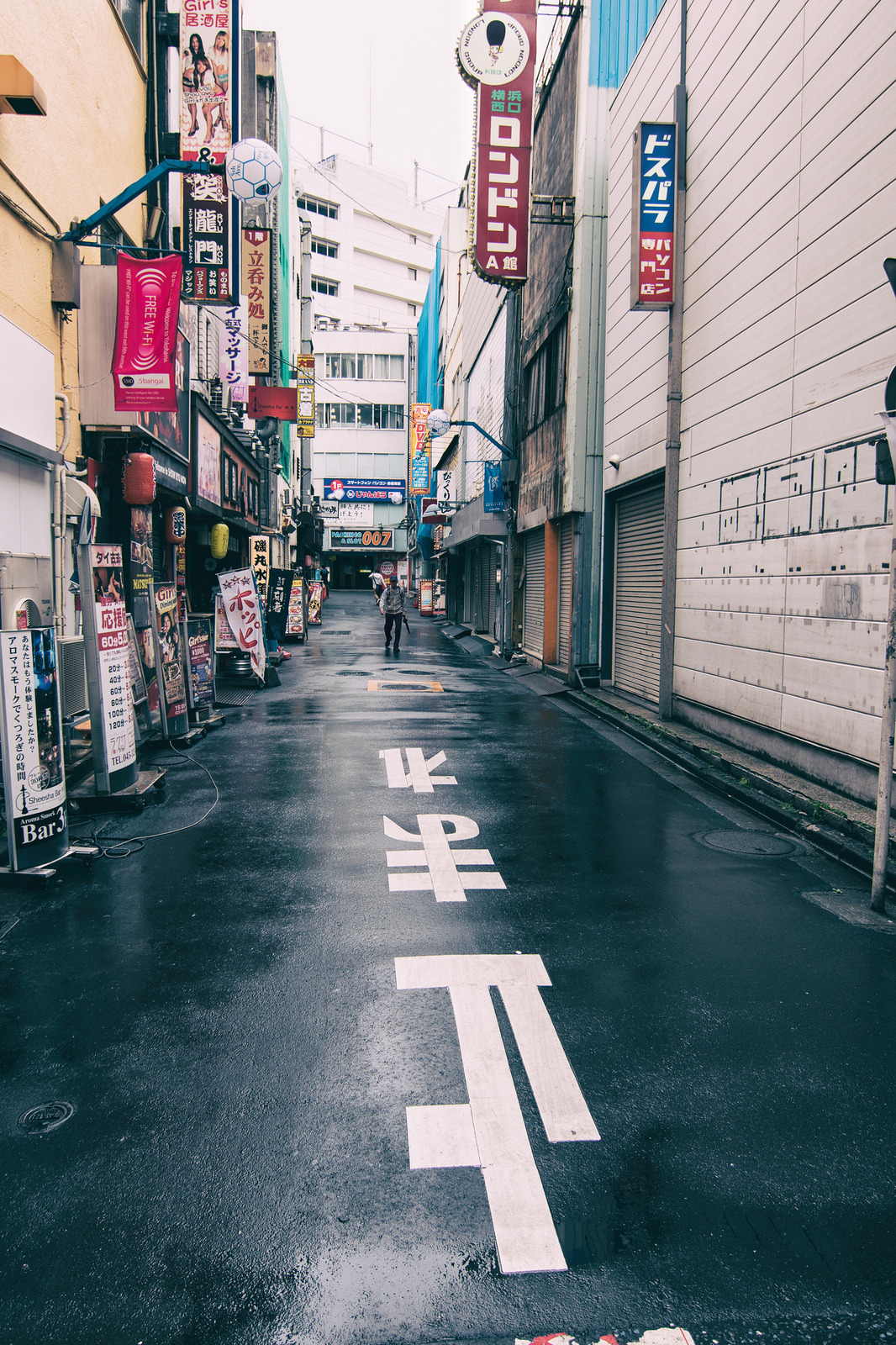 Archillect ID 367005