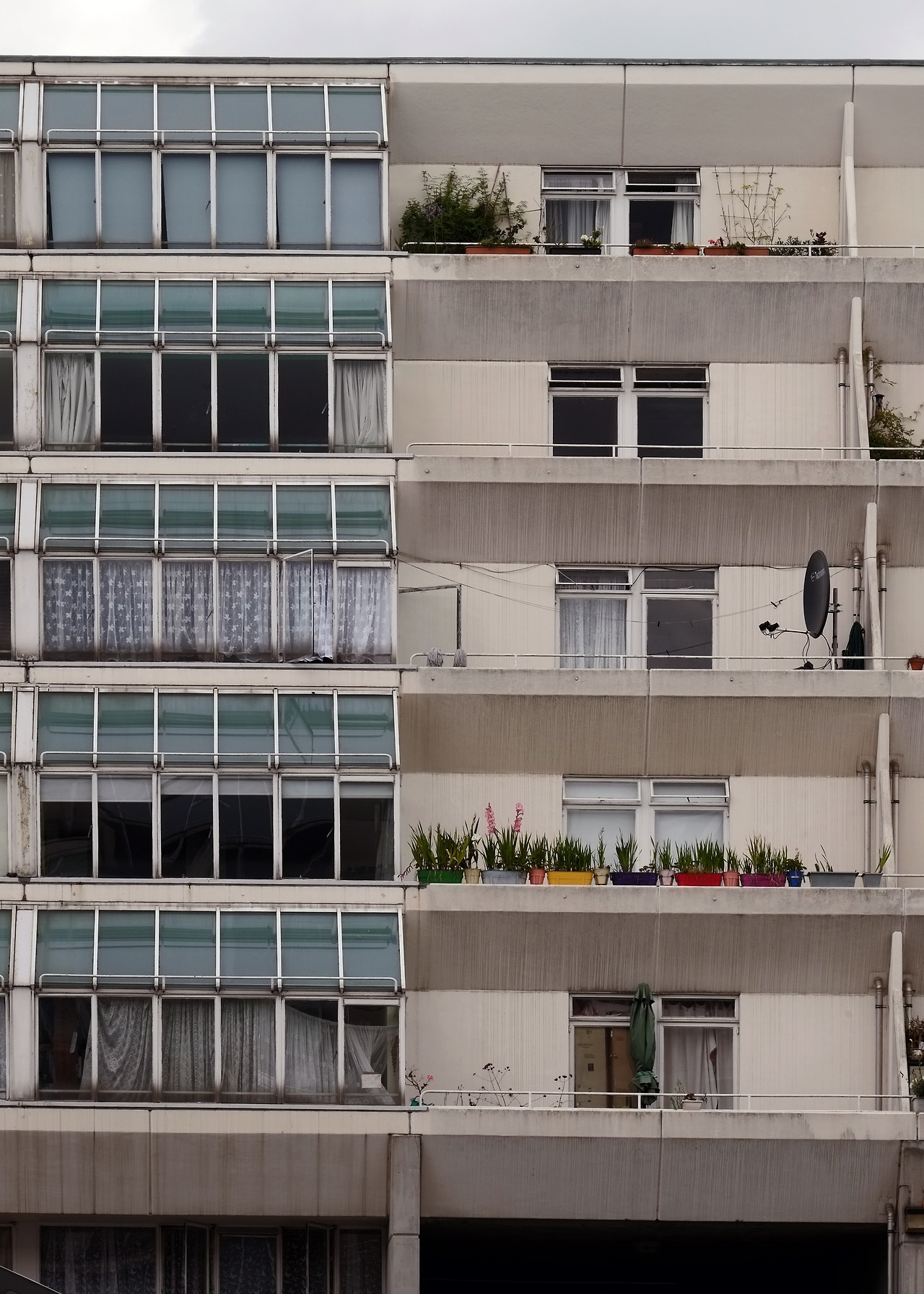 Archillect ID 367141