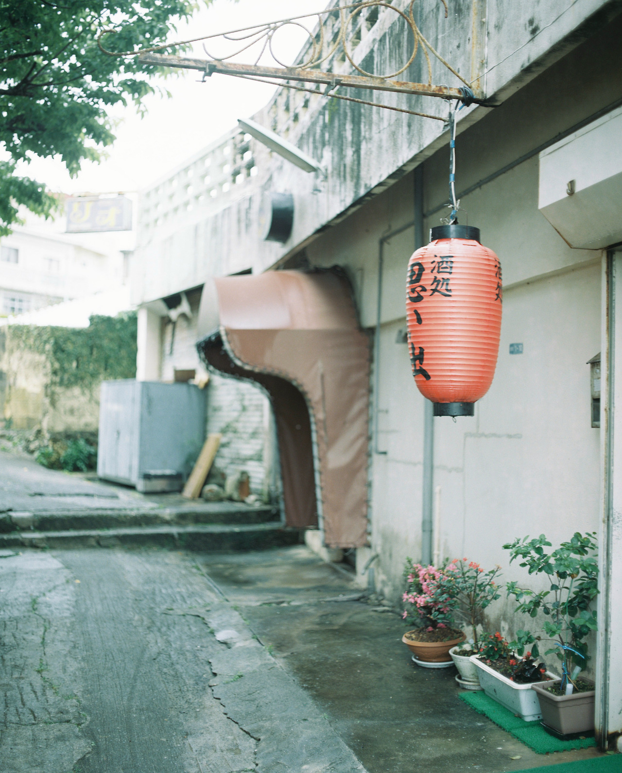 Archillect ID 367404
