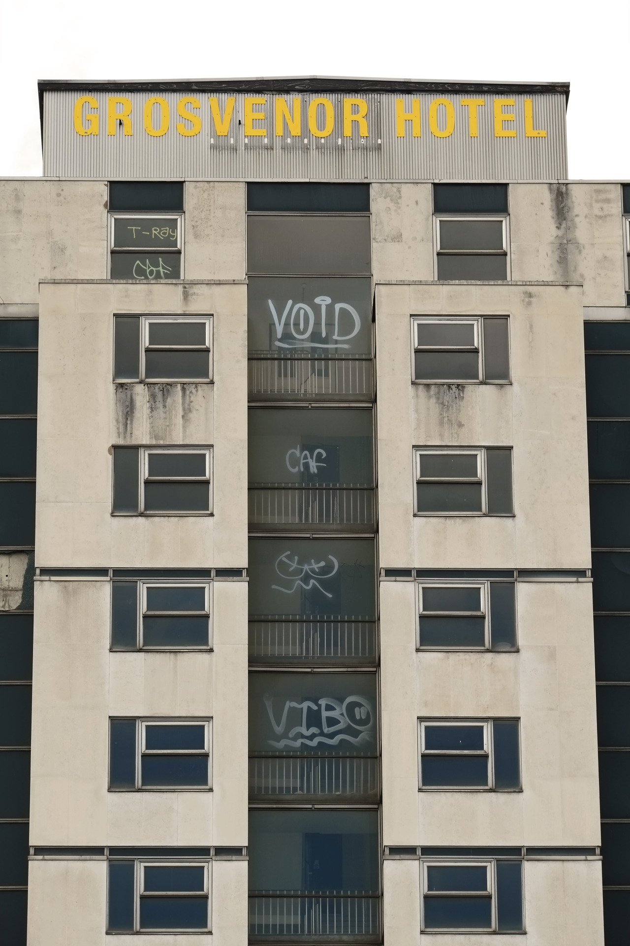 Archillect ID 368217