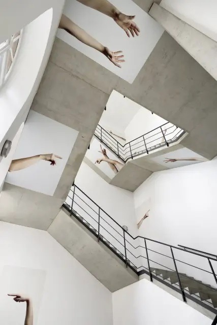 Archillect ID 369427