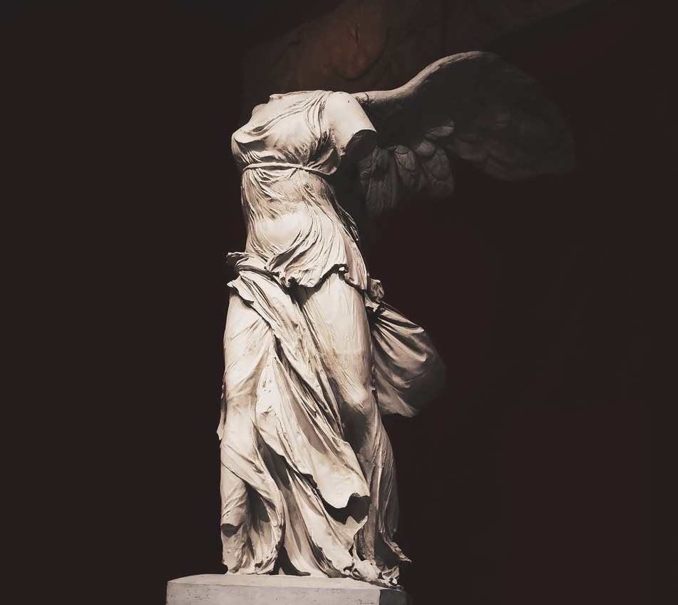 Archillect ID 370224