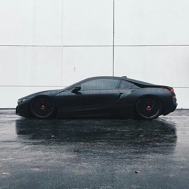 Archillect ID 370302