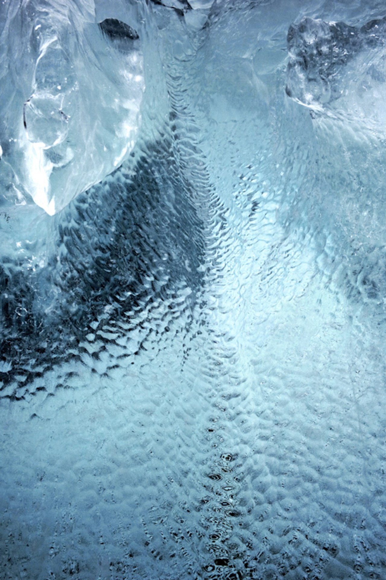 Archillect ID 370352