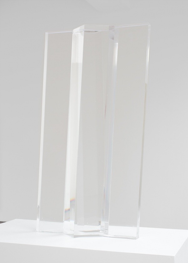 Archillect ID 370422