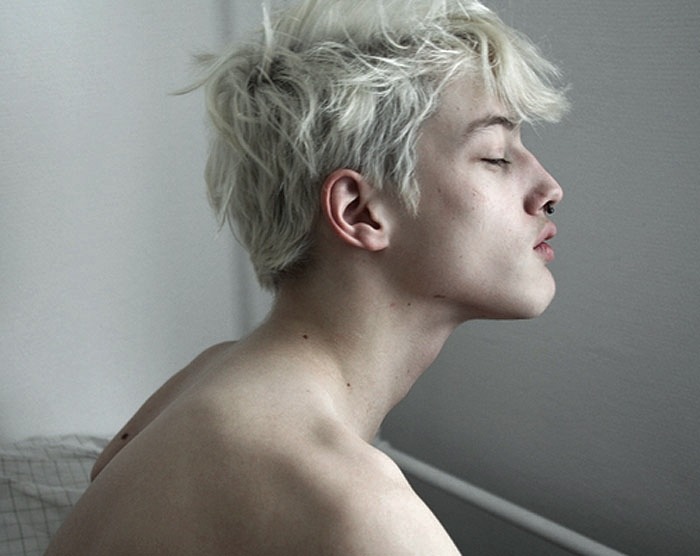 Archillect ID 370464