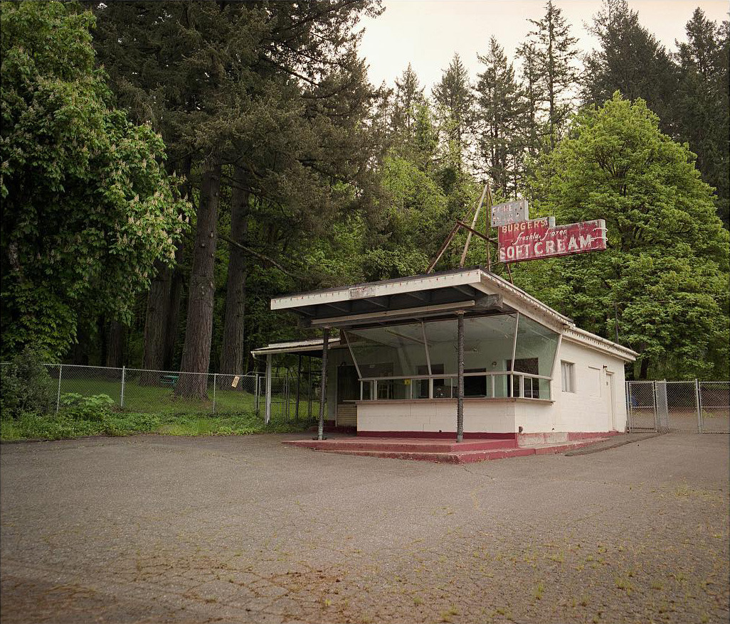 Archillect ID 370658