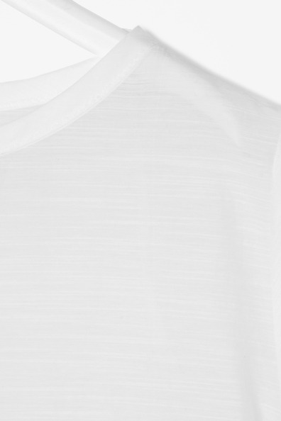 Archillect ID 370675